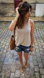 Top maille H&M et short denim Camaïeu