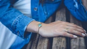 Robe blanche et veste en jean Zaful