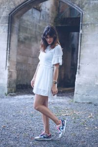 Robe blanche à volants Zaful