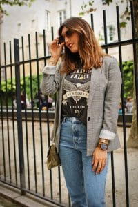 Blazer à carreaux Bershka et Jean Mom fit Camaïeu