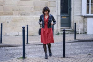 Blogueuse Mode Bordeaux - Robe portefeuille