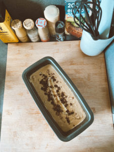 banana bread moelleux aux noisettes